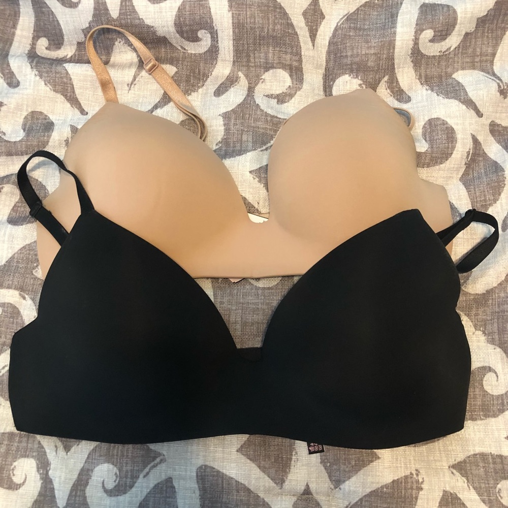 Victoria’s Secret seamless bras